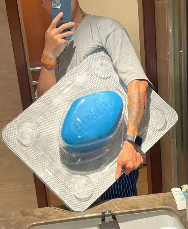 今天晚上有轻微的地震😂大家不要惊慌属于正常现象🤣震源位置估计在草坪，车上，酒店，室内，野外，浴室.阳台.游泳池等等…震源深度大约在18到30cm左右偶尔会发出尖叫或者舒服的声音😄     你准备小蓝片了吗？